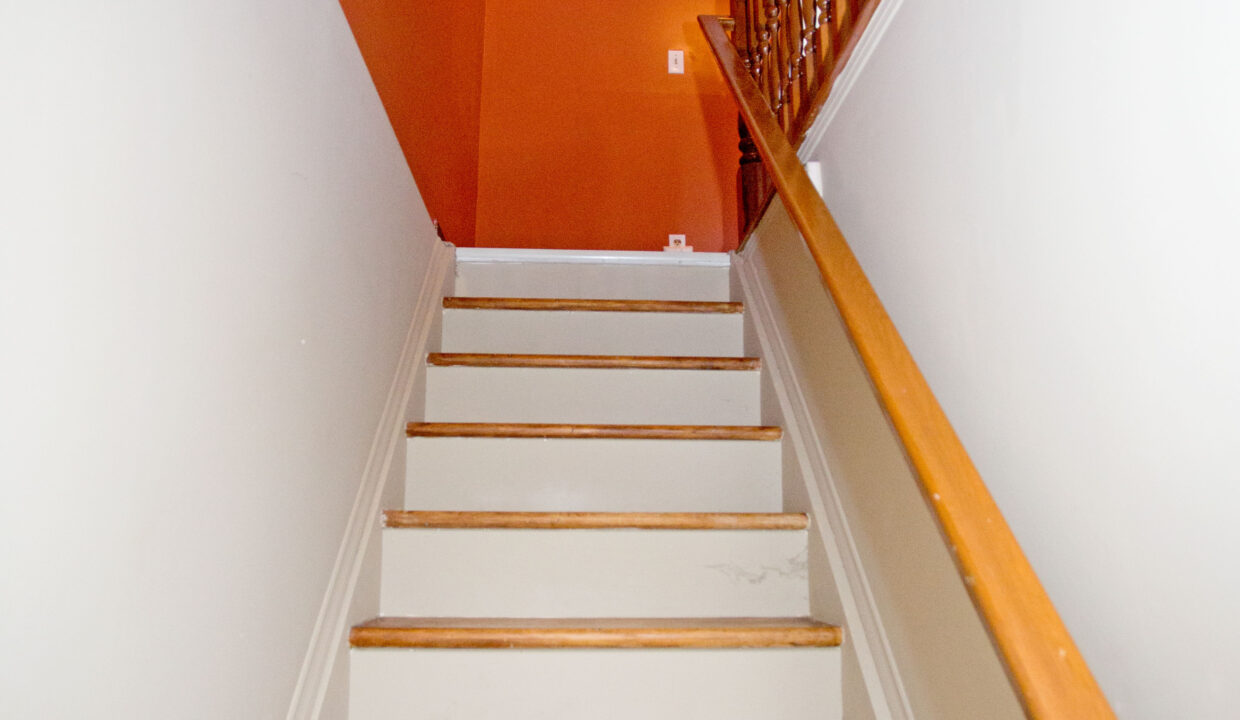 155BrantwoodStairway1