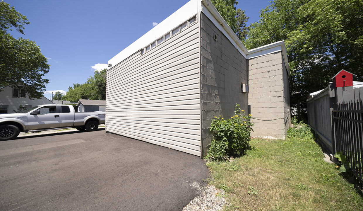 Kitchener_Ave_46_e04
